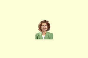 estudios ministra María Jesús Montero