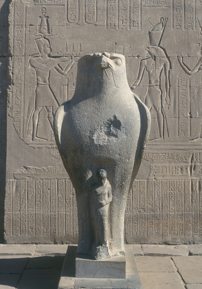 estatua de Horus